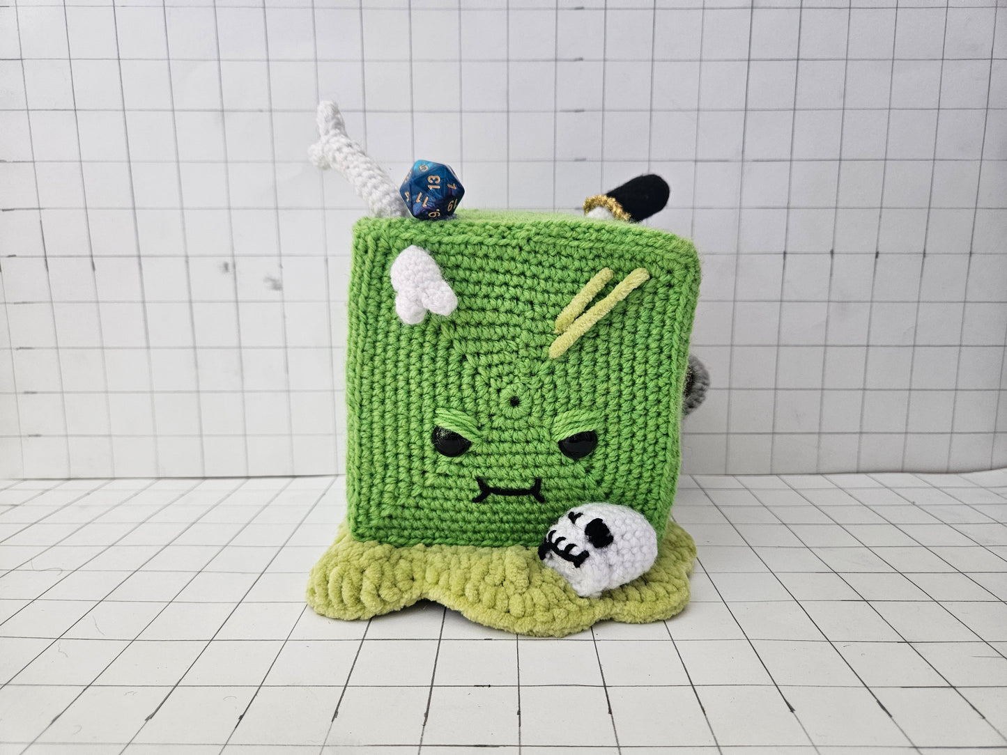 Amigurumi Gelatinous Cube - Level 01 Merchant