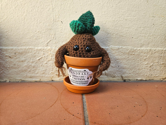 Amigurumi Immature Mandrake - Level 01 Merchant